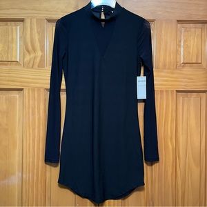 Feathers Black Shear Sleeve Dress Size Medium NWT